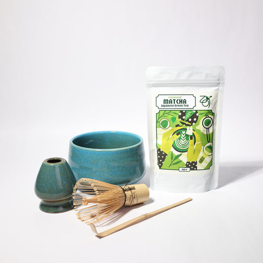 Zen-Keramikset mit zeremoniellem Matcha