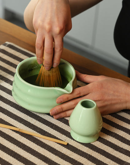 Sakura Matcha Set aus Keramik – mit kulinarischem Matcha